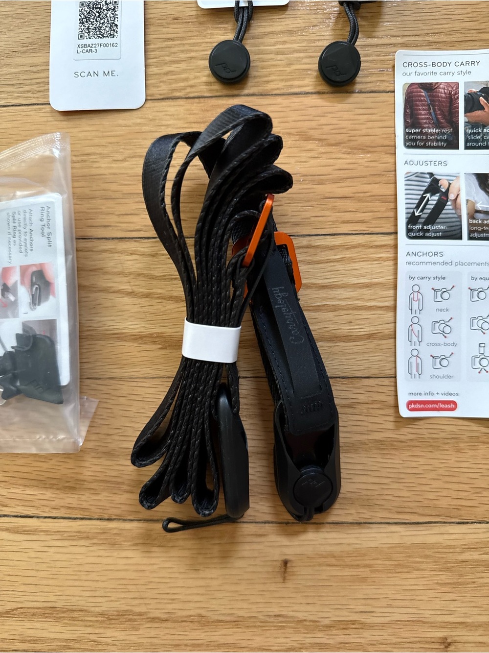 NWT: Peak Design x Carryology LEASH (all products new/unused, without box)